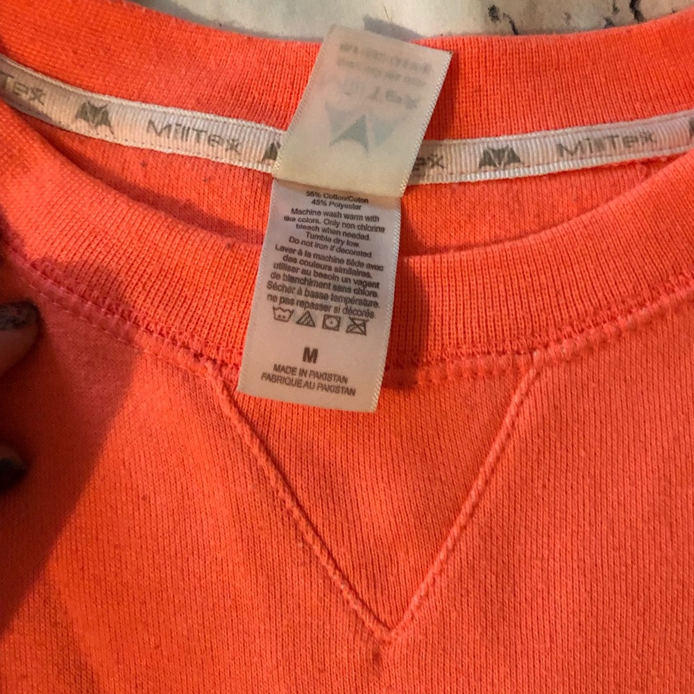 Sweatshirt bundle - Picture 2 of 16